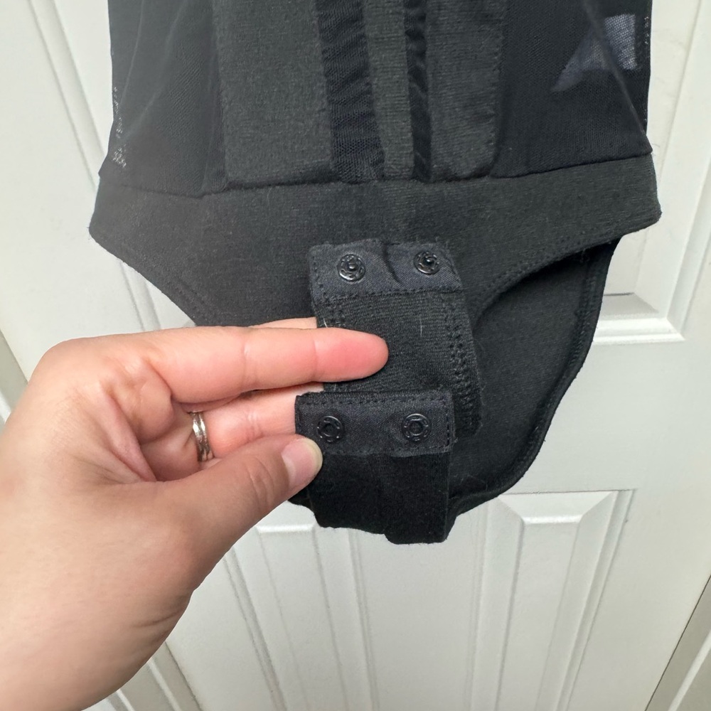 Charlotte Russe Black Bodysuit Top with Sleeveless Design - Picture 6 of 9